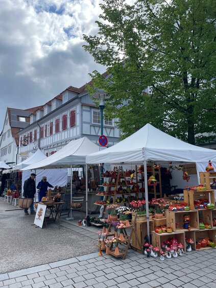 Auf dem Kunsthandwerkermarkt