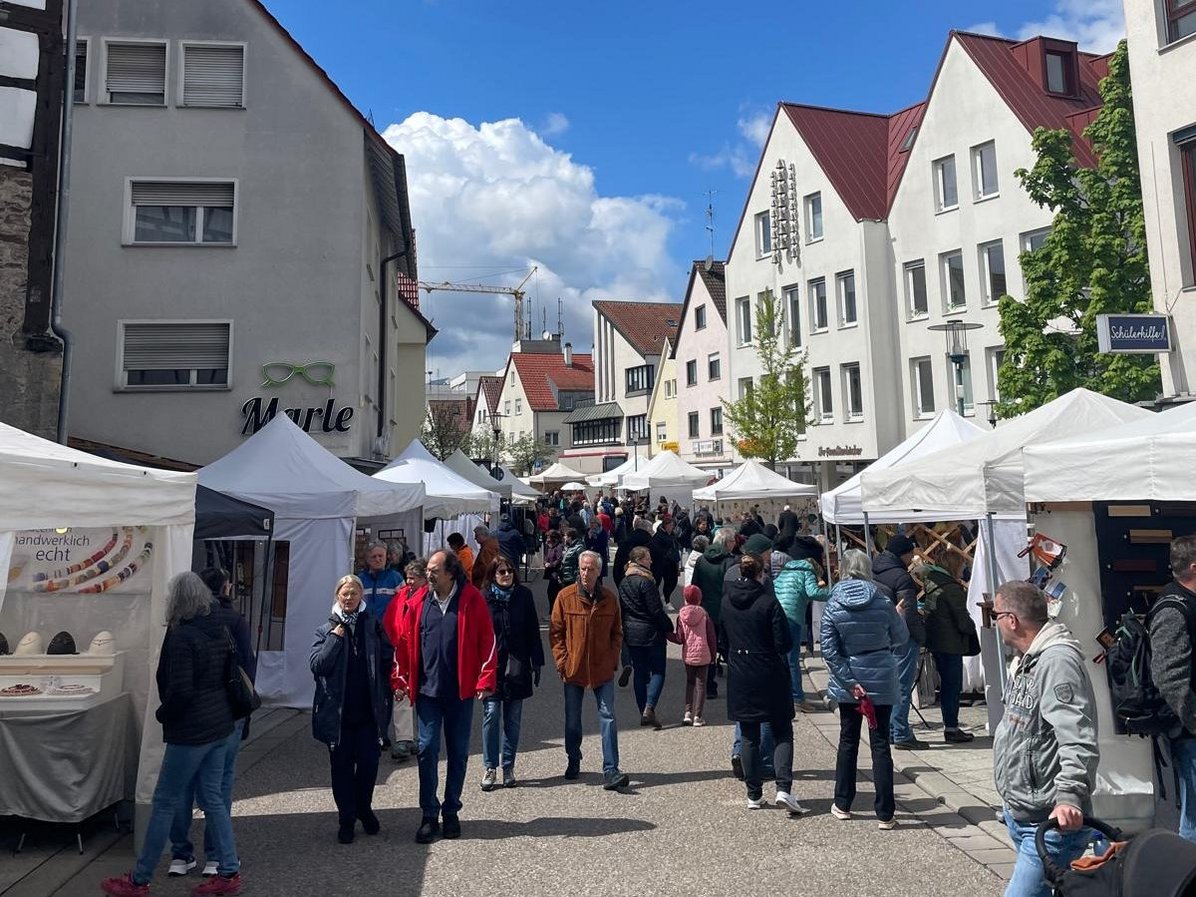 Auf dem Kunsthandwerkermarkt