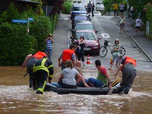 Helfer im Einsatz